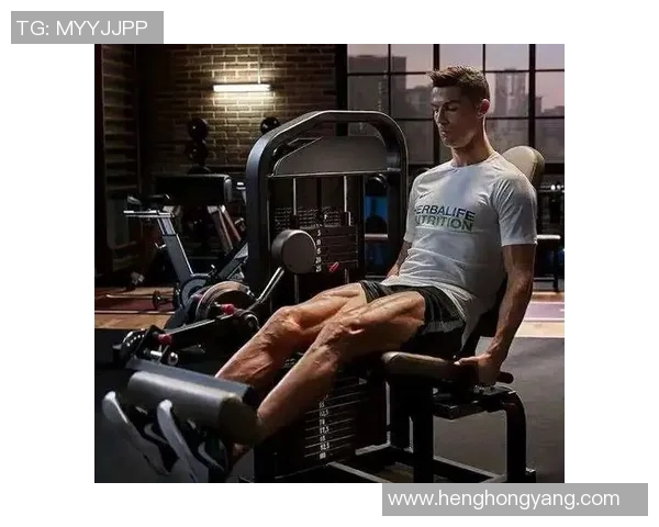 足球巨星生活一瞥：日常训练与赛场外的真实瞬间展现